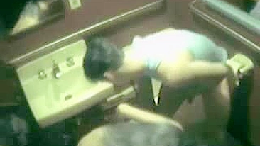 Steamy Sex in the Bathroom with Amateur Couple