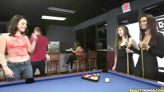 Tricky barman with stack of cash motivates Latina chick to open cunny for his joystick