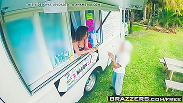 Bald boyfriend teases Alexa Blake's pussy with vibrator and fucks in fast food van