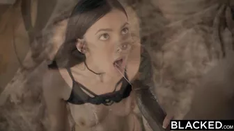 Babe Marley Brinx blacked by her new friend after photo session