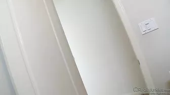 Skinny babysitter helps hungry guy by giving him blowjob