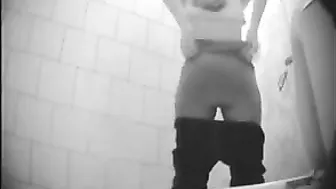 Sexy Russian College Girls Get Naughty in Public Toilets