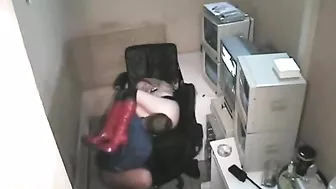 Hot Security Guard Get Lucky with Street Hooker on Night Shift!