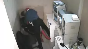 Hot Security Guard Get Lucky with Street Hooker on Night Shift!