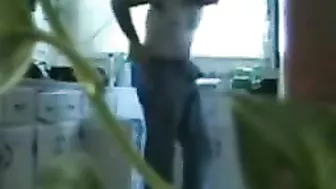 Sexy Amateur Wife Gets Wild with Hidden Cam and Her Hot plumber! Watch now!