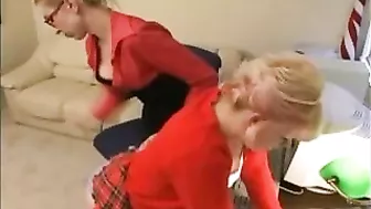 Spanking Big Ass Babe - Kinky Teen Spanking XXX video