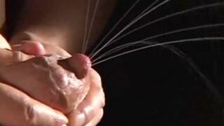 Japanese Pregnant Woman Draining Her Milk - Rare Prego Porn from Asia