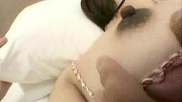 Pregnant 8-Month-Old Cat's Hairy Pussy Delivers Surprise Creampie