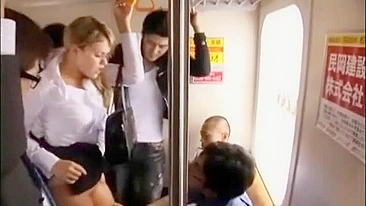 Japanese Passengers Grope Hot Milf on Train