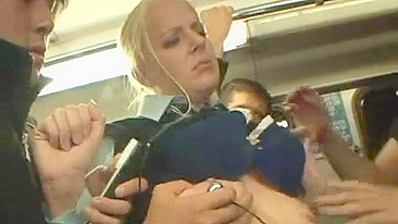 Japanese Blowjob on Blonde Schoolgirl during Bus Ride