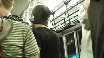 Exchange Student Surprised by Groping on Japanese Bus