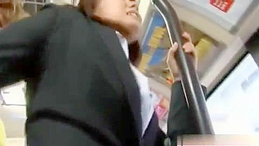 Yuma Asami's Hot Ass in Bus