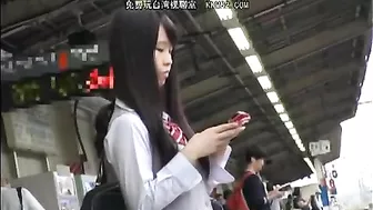 Japanese Train Station Public Groping Porn Video - Hot Chick in Pantyhose meets Bus groper