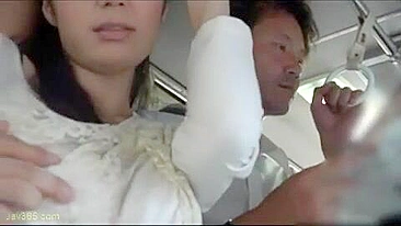 Japanese Housewife Gets Surprisingly Horny on Public Bus