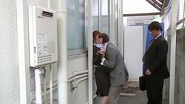2 Perverts Taking turns in alley over poor business Milf Uchimura Rina after they swooped in public bus