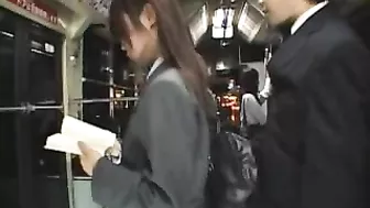 Schoolgirl Gives Blowjob to Stranger in Bus