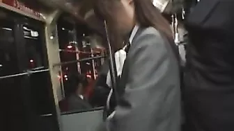 Schoolgirl Gives Blowjob to Stranger in Bus