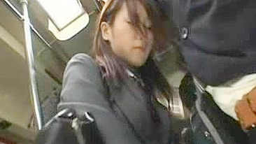 Schoolgirl Gives Blowjob to Stranger in Bus