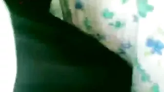 Amateur Boner Rubbing and Groping in Bus