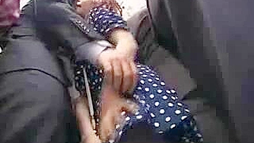 Interracial Officer Groped on Train by Chikan