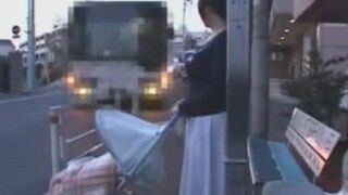 Mistaken Ride - Japanese Mom Boards the Wrong Bus