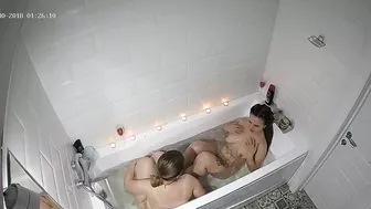 Hot caught sister starts playing dyke games on a romantic afternoon in the bath