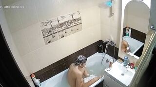 HD hidden cam caught sister preparing her hair and getting wet in the bathtub