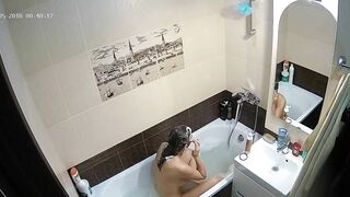 HD hidden cam caught sister preparing her hair and getting wet in the bathtub