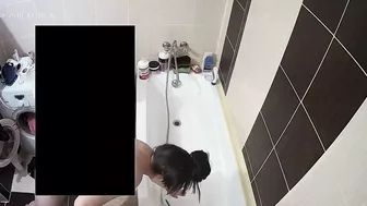 She caught sister in the bathtub and joined her for a dual sesh of getting clean