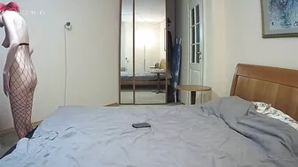 I caught sister coming home from her job as a stripper and she was naked