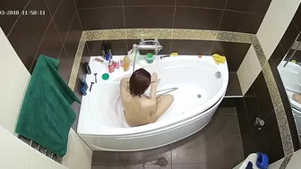 A man caught sister with sexy feet being naked in the bathtub and very wet too