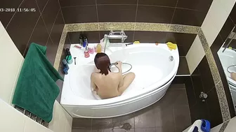 A man caught sister with sexy feet being naked in the bathtub and very wet too