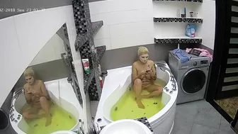 I caught sister trying to put a mask on her face while relaxing in the bathtub