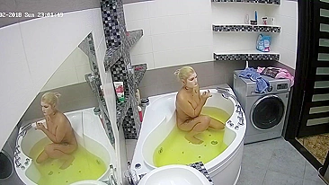 I caught sister trying to put a mask on her face while relaxing in the bathtub