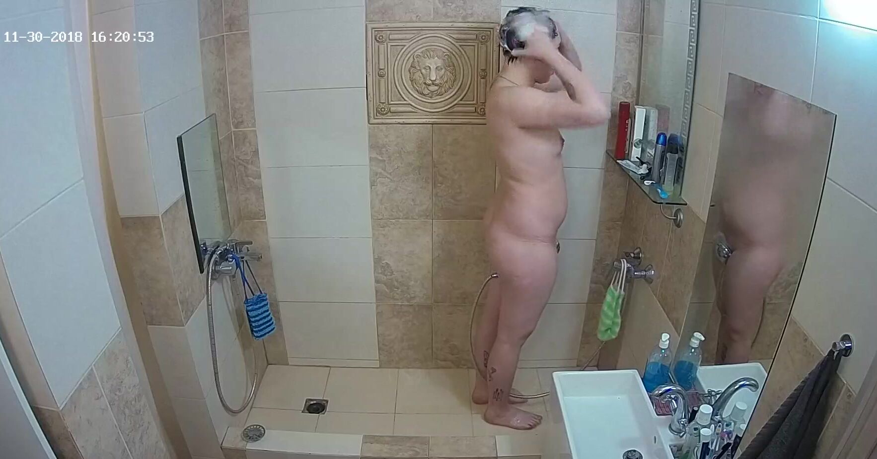 I caught sister and her chubby body entering the bathroom in the middle of  night | AREA51.PORN