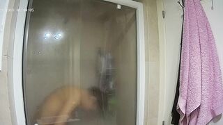 I caught sister getting steamy in the bathroom while being totally naked