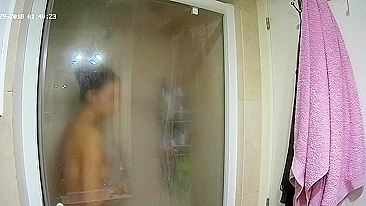 I caught sister getting steamy in the bathroom while being totally naked