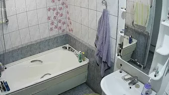 I put a hidden cam in the bathroom and I caught sister walking in naked and wet