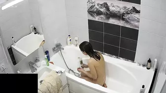 I caught sister being sexy while trying to get clean while having a warm bath