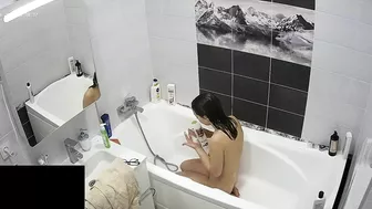 I caught sister being sexy while trying to get clean while having a warm bath