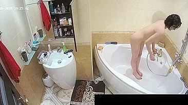 I caught sister naked in the bathtub after putting a camera in the bathroom
