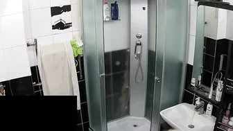 I put a hidden cam in the bathroom and caught sister in her all petite glory