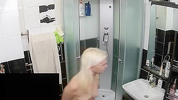 I put a hidden cam in the bathroom and caught sister in her all petite glory