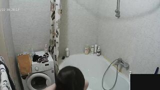 Hidden cam caught sister in the bathroom standing in the tub and looking hot