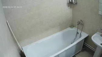 I put a hidden cam in the bathroom and I caught sister using the bathtub