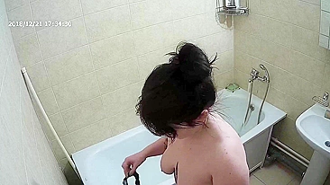 I put a hidden cam in the bathroom and I caught sister using the bathtub