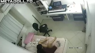 I caught sister playing with her pussy after she finished with the music playing