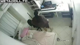 I caught sister playing with her pussy after she finished with the music playing