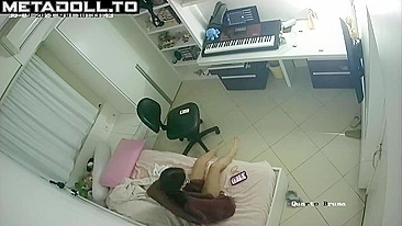 I caught sister playing with her pussy after she finished with the music playing