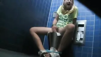 He caught sister masturbating in the bathroom because he put a hidden cam